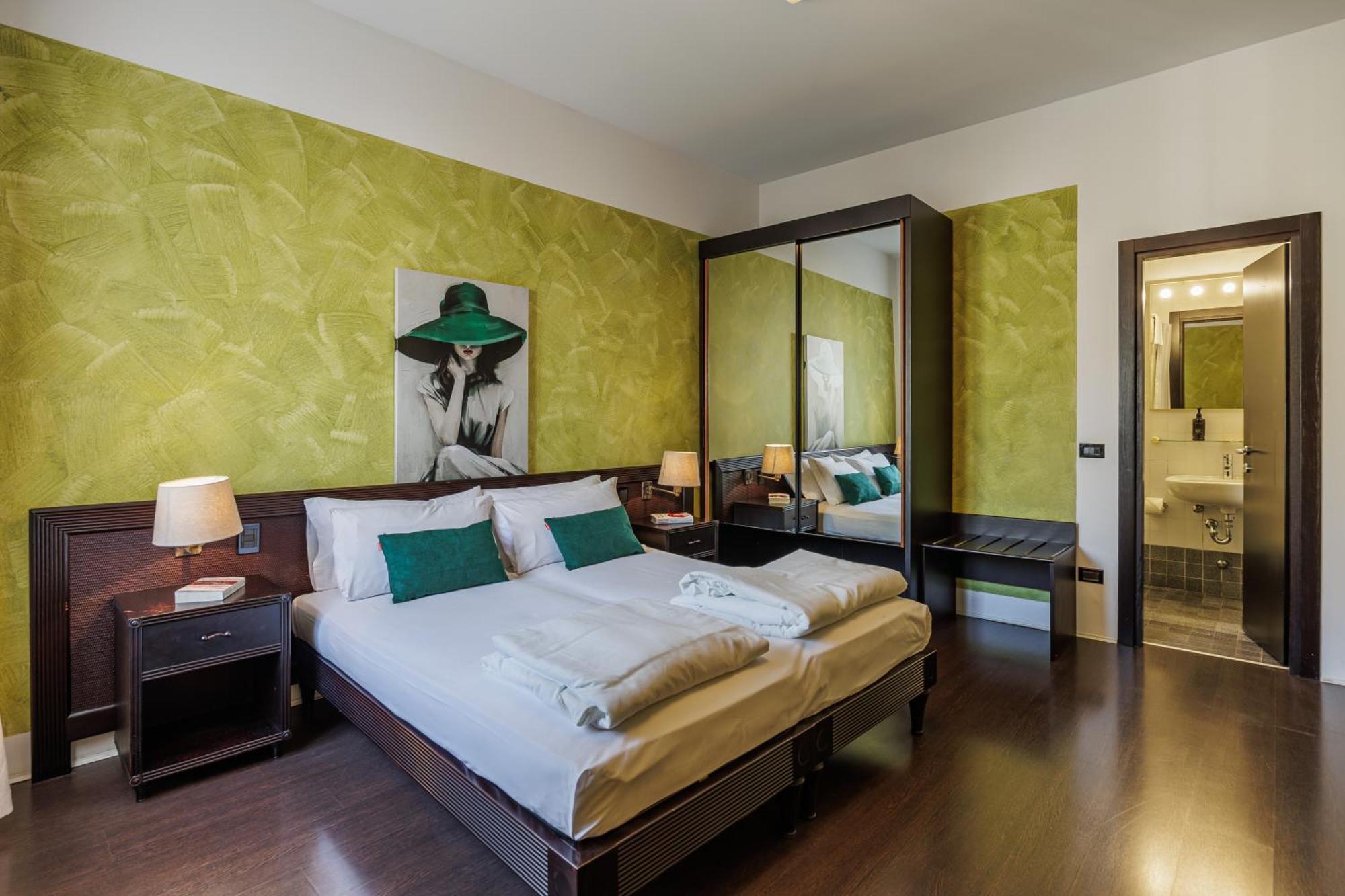 Hotel Alla Grotta Lazise Extérieur photo