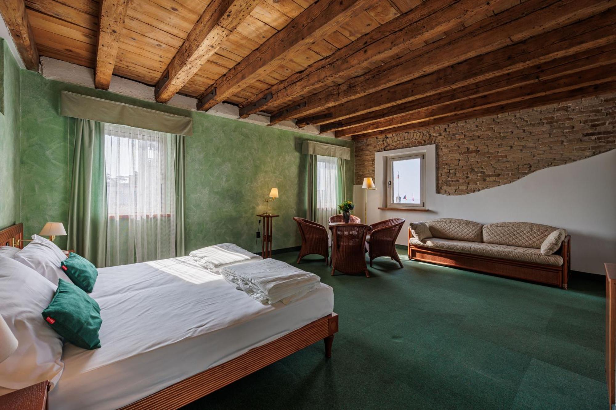Hotel Alla Grotta Lazise Extérieur photo