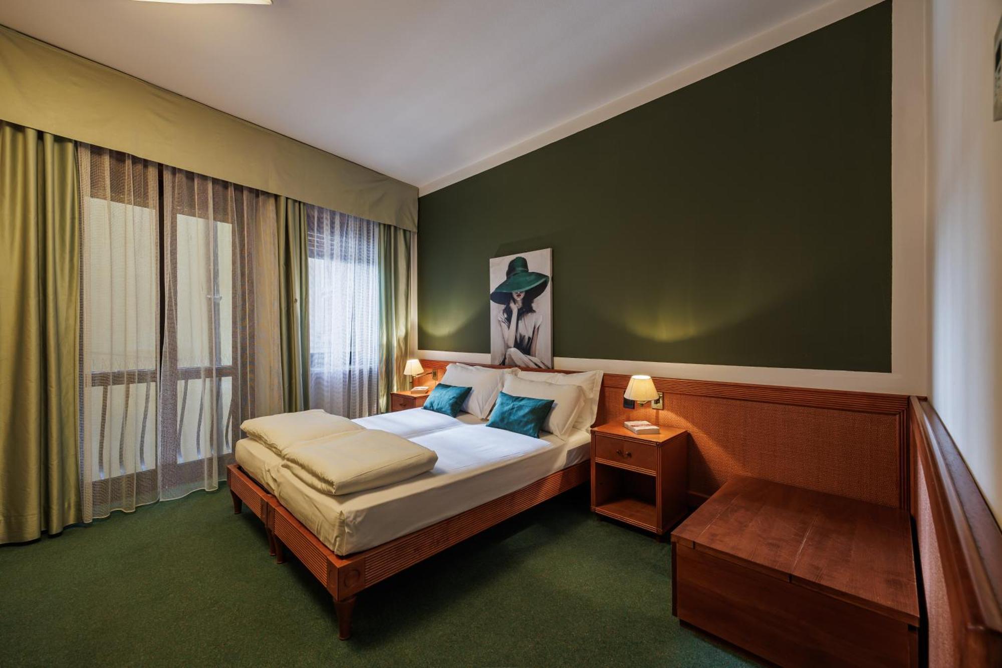 Hotel Alla Grotta Lazise Extérieur photo