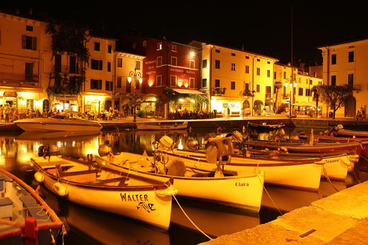 Hotel Alla Grotta Lazise Extérieur photo