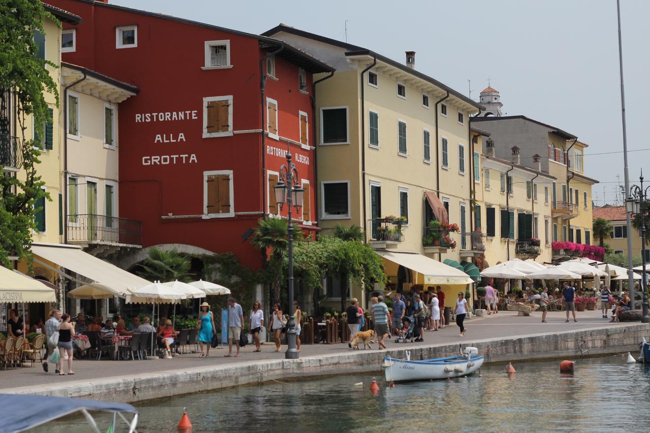 Hotel Alla Grotta Lazise Extérieur photo